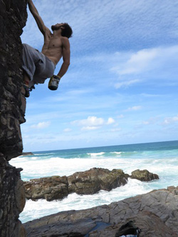  .   (Solo climbing)