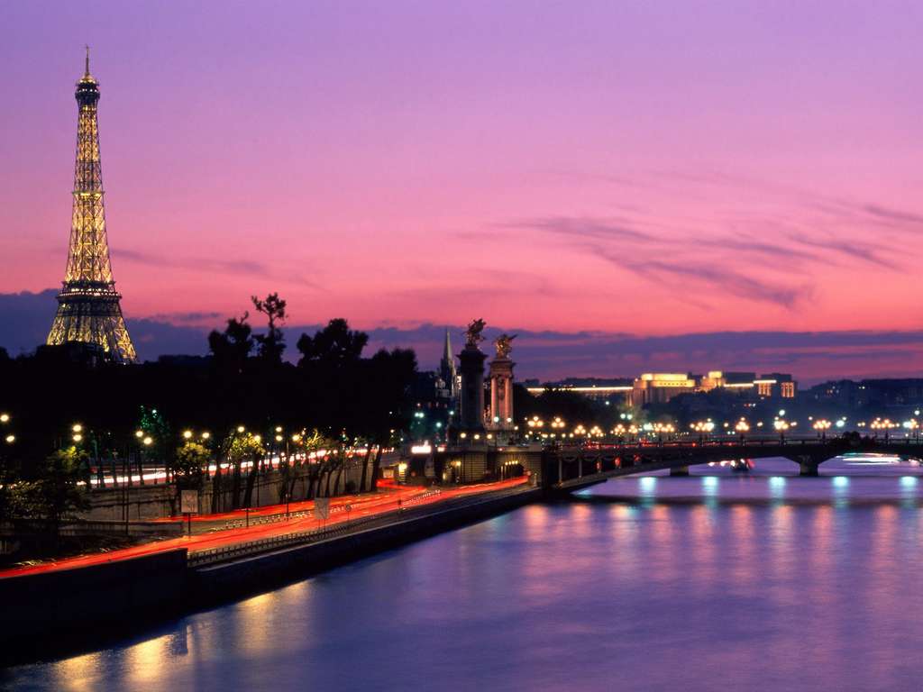 http://www.activeclub.com.ua/modules/gallery/d/3690-3/Dusk+Before+Dawn_+Paris_+France.jpg