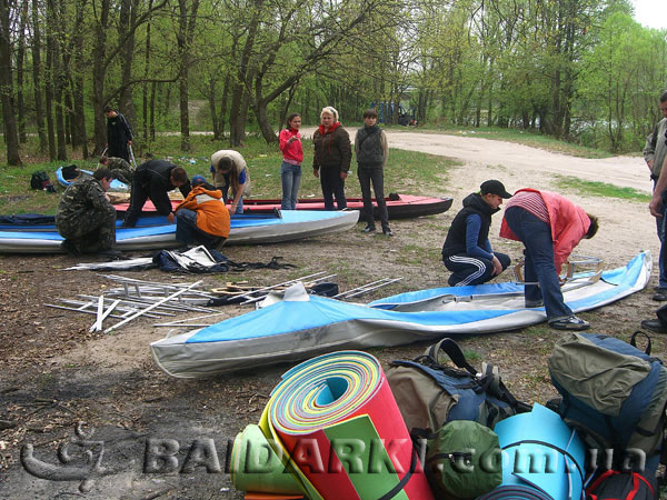 Сбор байдарок на Ворскле